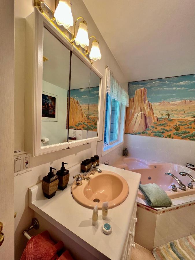 Seafarers Bed & Breakfast 토피노 외부 사진